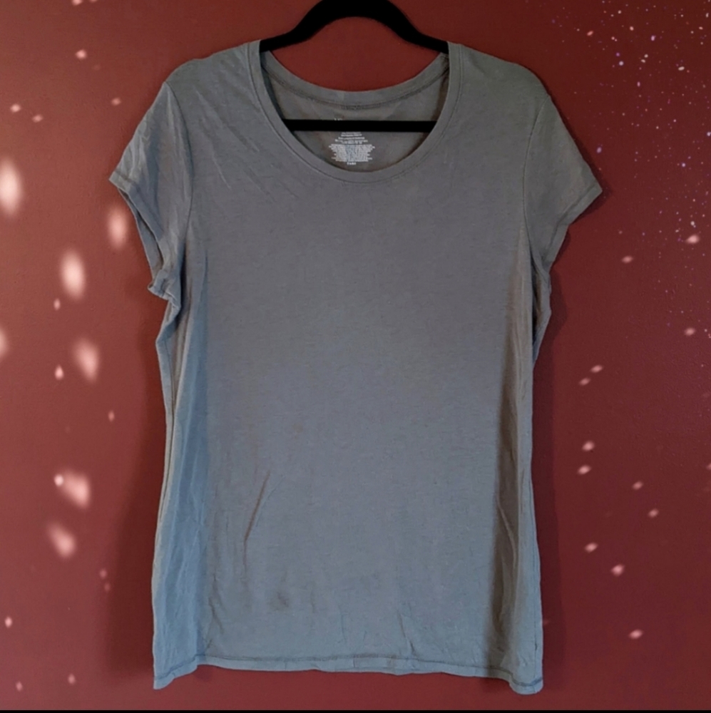 Wardrobe Staple • Grey Tee • Oversized Plus Size • Minimalist Look Light Gray